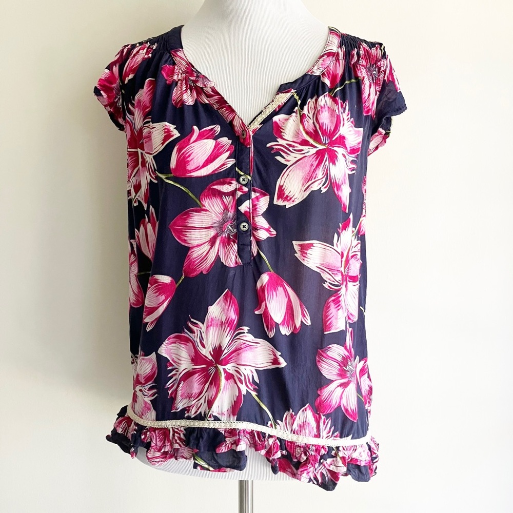 Anthropologie Eloise Floral Blouse Sz XS Smocked Cap Sleeve Button Ruffle Top